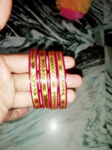 Red & Gold Bangles - Set of 4