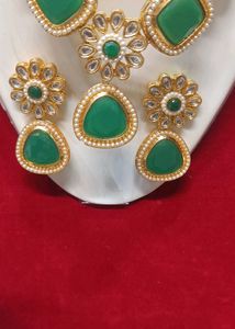 Green &amp; Gold Jewelry Set