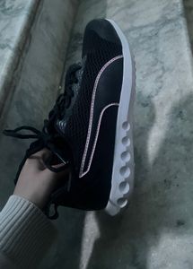 Puma Sports Shoes