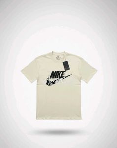 Nike Graphic Tee