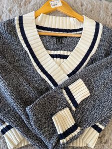 Forever 21 Korean Coded Sweater