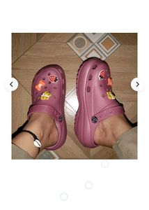 Pinkish Mauve Clogs. ✨ - With 2 Highlighters