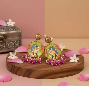 Hand Painted Earrings.. 🧑‍🎨