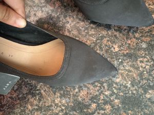 new zara satin marble heels ( cracking need repair