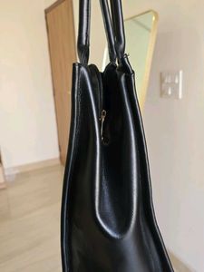 🔻PRICE DROP - LVL99 Spacious Black Tote Bag