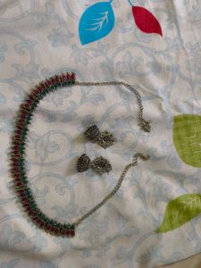 Necklace &amp; Earring Set