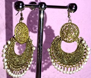 Gold Oxidized Chandbali.