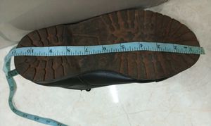 BLACK LEATHER FORMAL SHOES