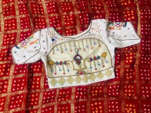 Bandhej Saree With White Zardosi Blouse