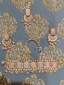 Heavy Lehenga with free jewellery!