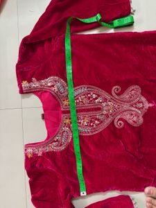 44 Inch Pink Velvet Dress Without Duppata