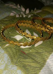 Set of 4 Gold Bangles
