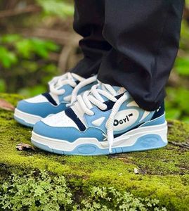 Blue &amp; White &#39;Oggyi&#39; ⁶Sneakers