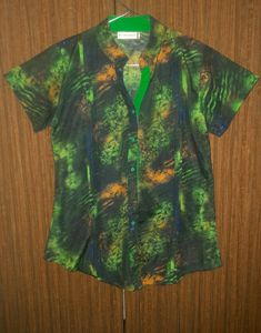 Green Tie-die T-shirt
