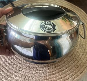 Insulated Hot Pot