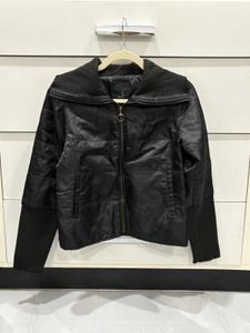 Women’s bomber jacket