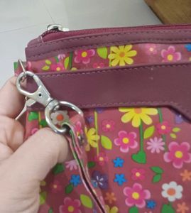stationary pouche