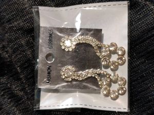 Sparkling Rhinestone Dangle Earrings