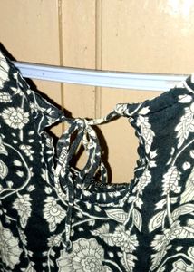 Round Neck