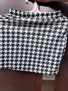 Houndstooth Skirt