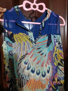Floral sleeveless top for Daily Use