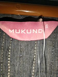 Black Embroidered Straight Kurta – New with Tag