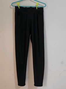 Women Black Pant