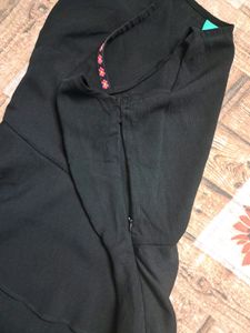 Black Flarred Top