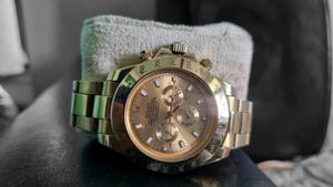 ROLEX WATCH.....WITH MINT CONDITION