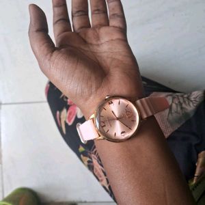 CUTE ASTHETIC PINK WATCH