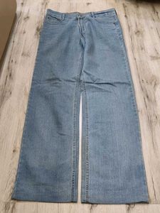 Ma1695 Sabrin bootcut jeans waist 34