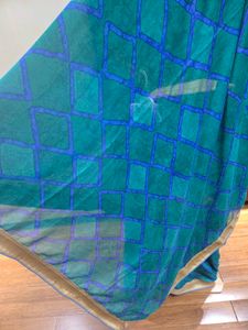 🎊Sale🎊Blue &amp; Green Patterned Saree