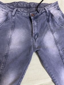 Cargo Jean