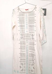 Embroidered White Kurta