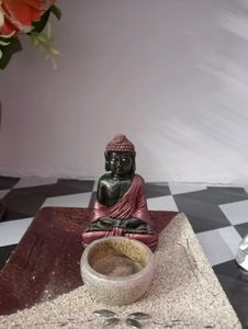 Buddha Showpiece with Bowl and plate