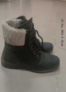 Black Boots
