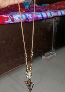 Fashionable Gold Necklace