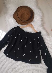 ZARA off shoulder embroidered top
