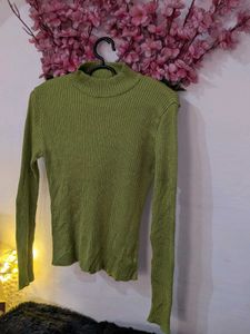 Green Woolen Top To.Wear Under Jackets