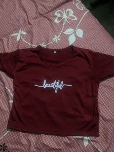 CROP T-shirt