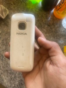 Nokia C 200