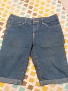 Short Blue