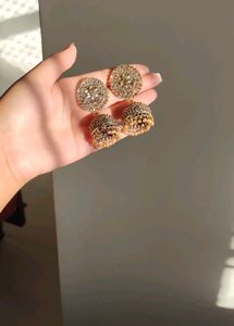 Gold Earrings ( Jhumka)