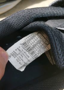 sports shoes