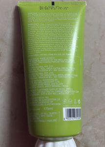 Dot &amp; Key Face Wash