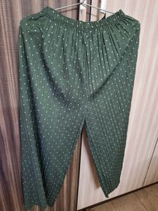 Green Poka Dots Pallazo