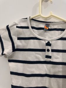 Striped Crop Top, Bust- 32 Strechable