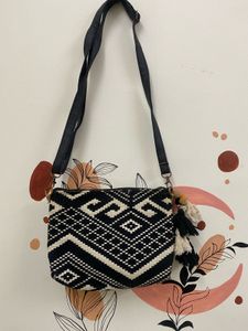 Juteso SlingBag