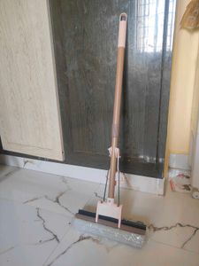Sponge Mop - Like New!