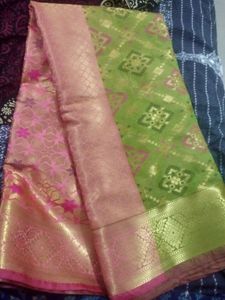 Green & Pink Saree With Stitched Blouse (42 Inch)